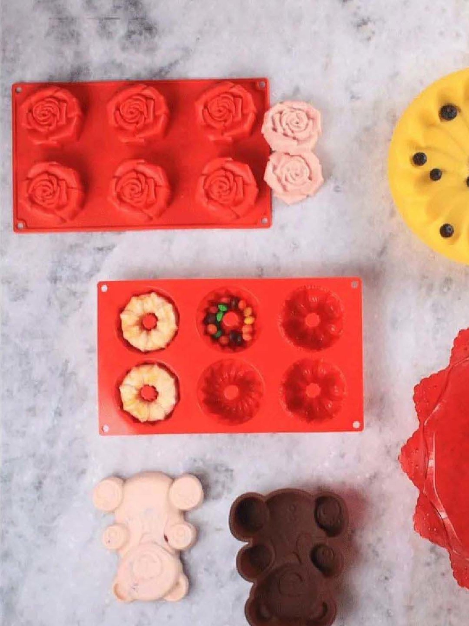 Zoku Multicolor Plastic Shark Ice Pop Mold (0.082 L)