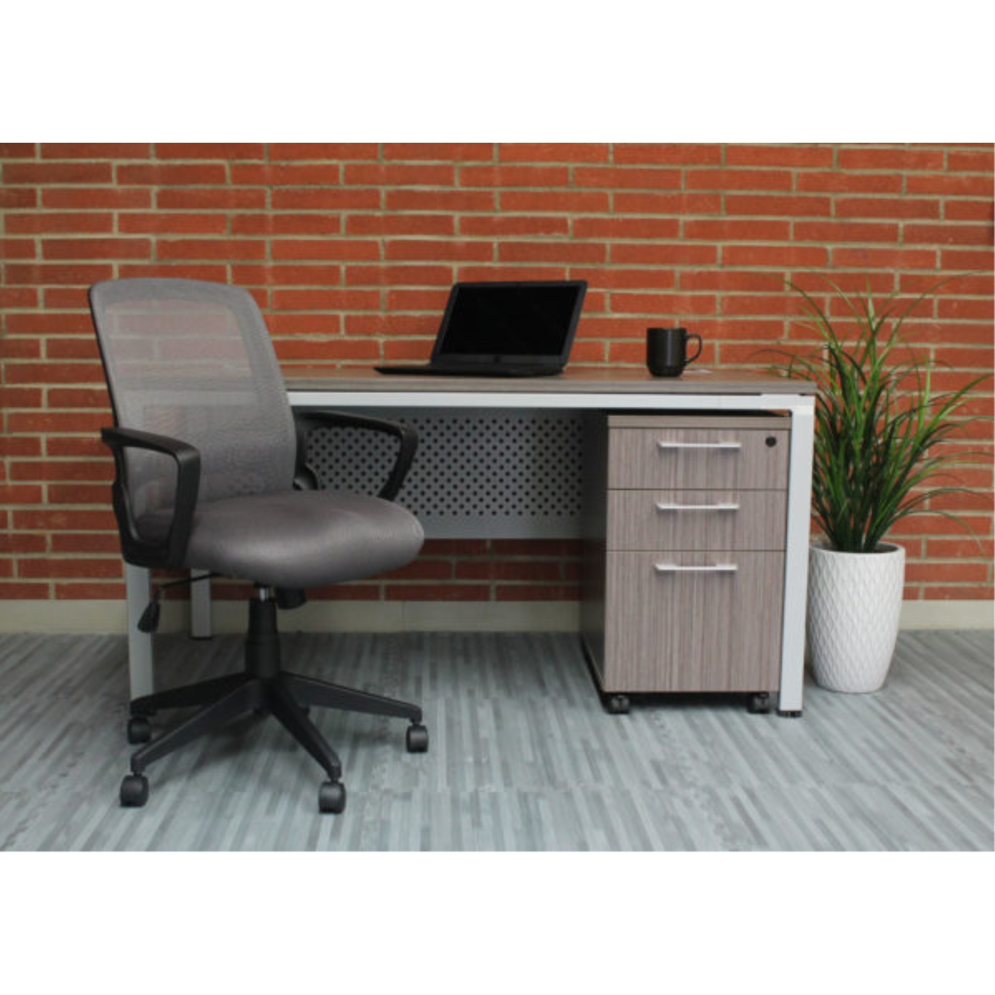 Boss Mesh Task Chair, Grey