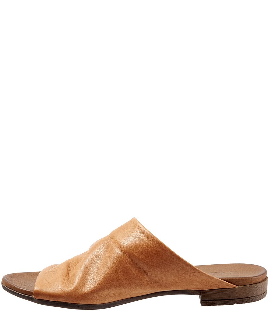 Bueno Turner Leather Slides