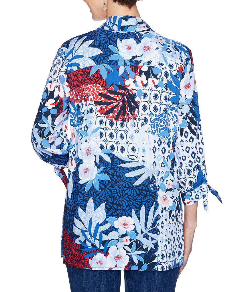 Calessa Floral Embroidered Round Neck Short Sleeve Tunic