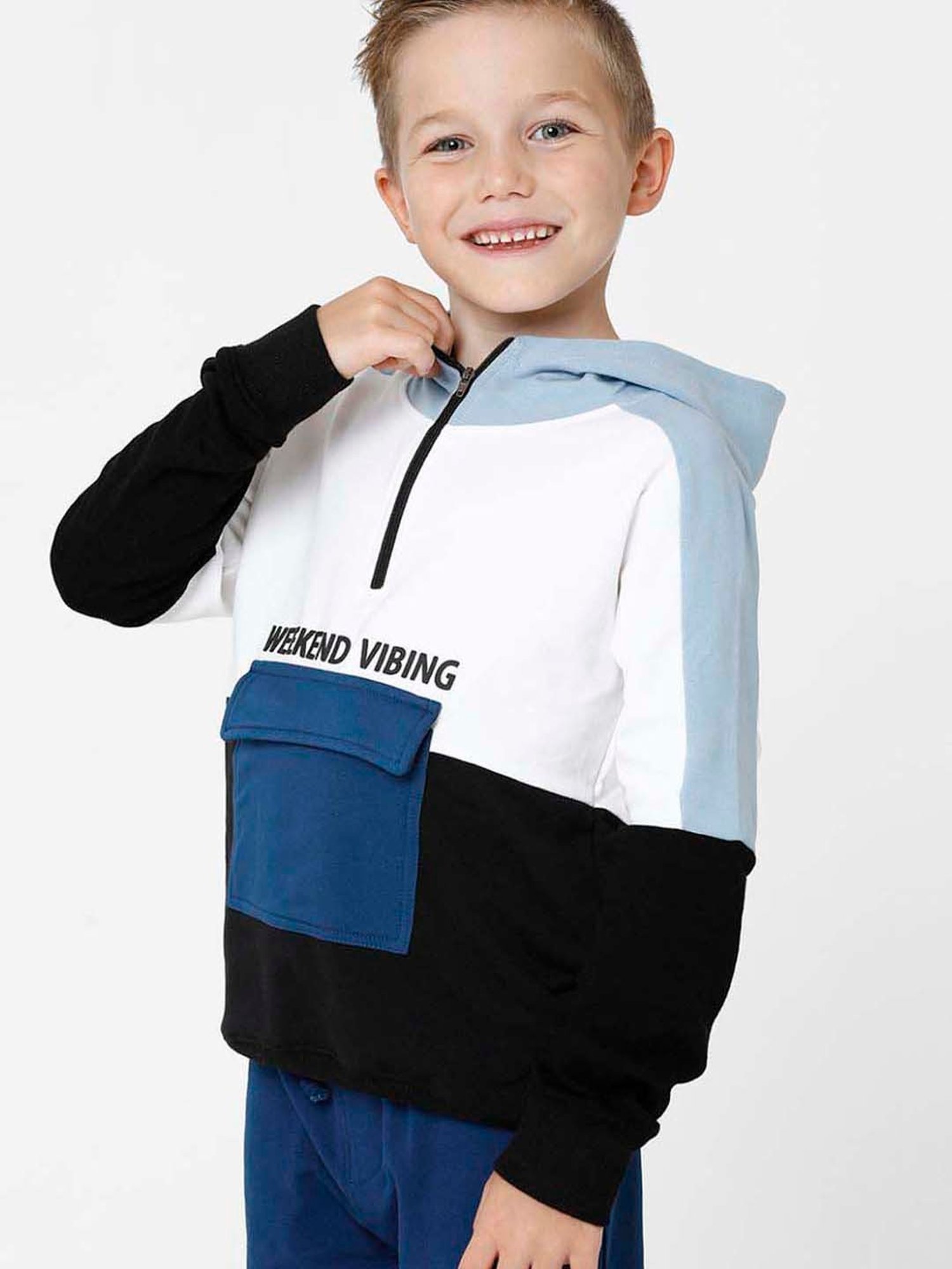 Kate & Oscar Kids White & Blue Cotton Color Block Full Sleeves Sweatshirt