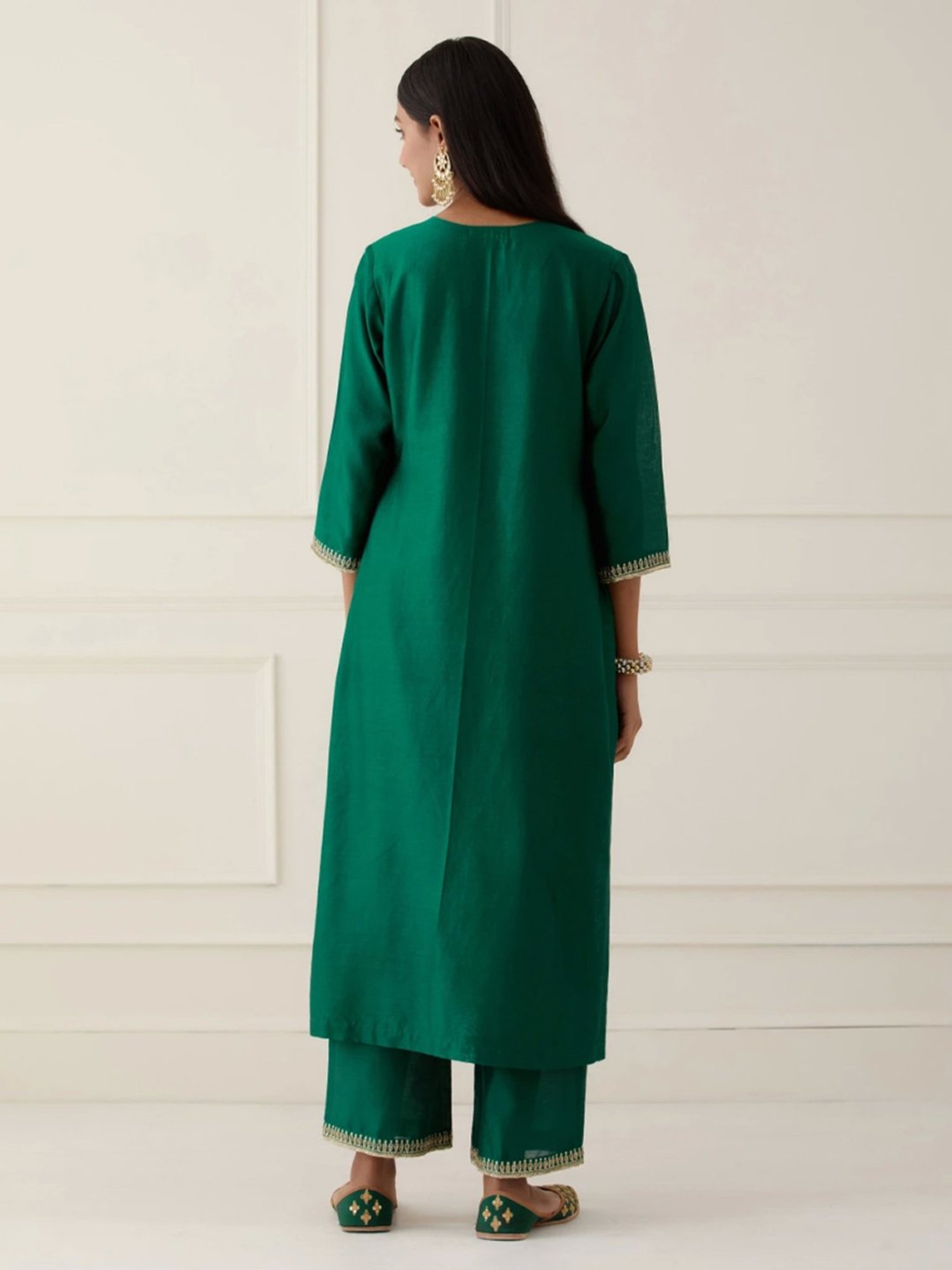 Ikshita Choudhary Green Sanjh Embroidered Kurta