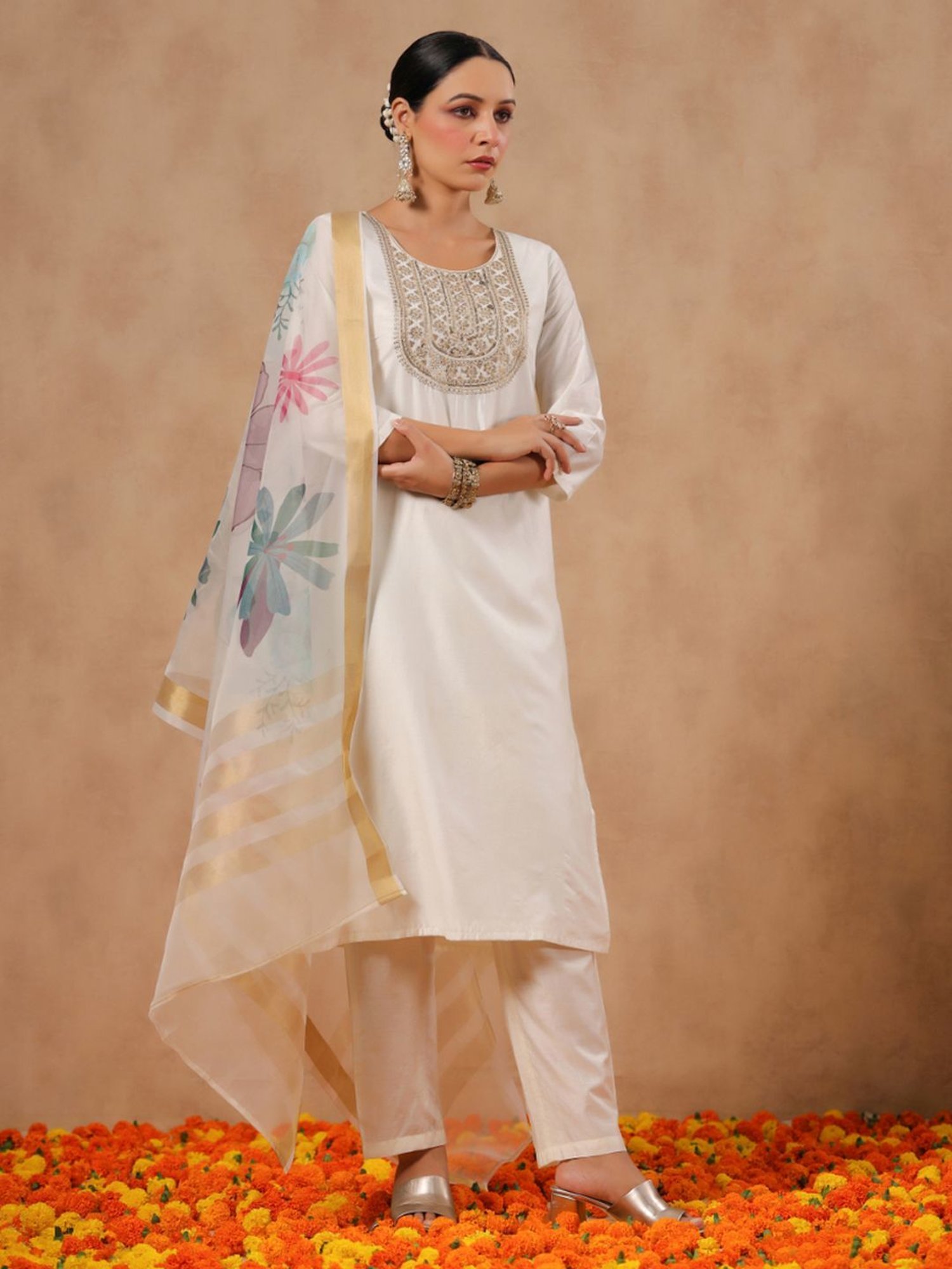 Ishin Off-White Embroidered Kurta Pant Set With Dupatta