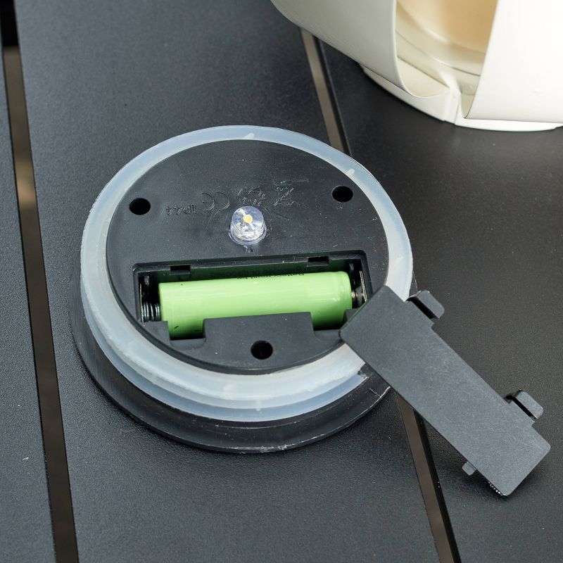 8" LED Solar Portable Outdoor Lantern with Flame - Techko Kobot