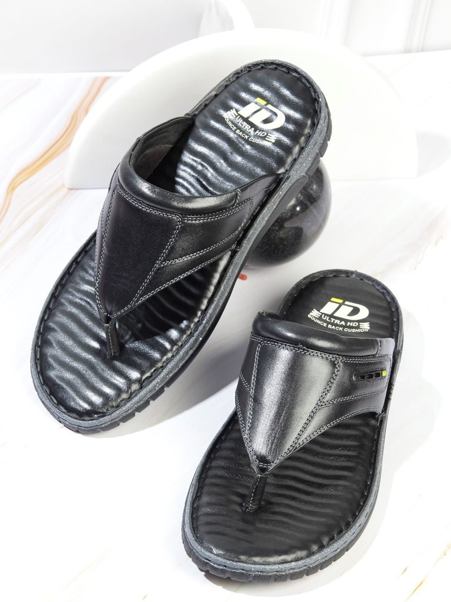 ID Men's Regular Black Thong Sandals