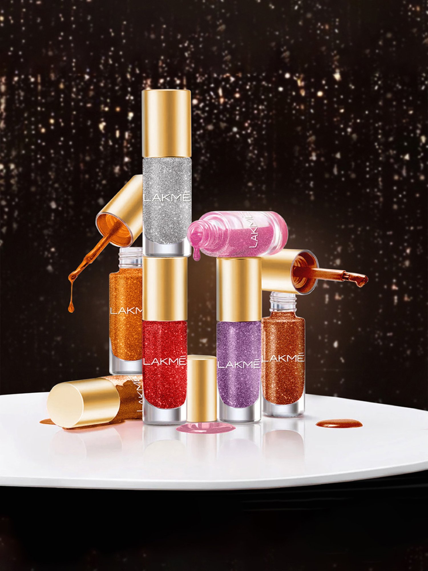 Lakme Glitterati Collection Shine Nail Color Silver Dust - 6 ml