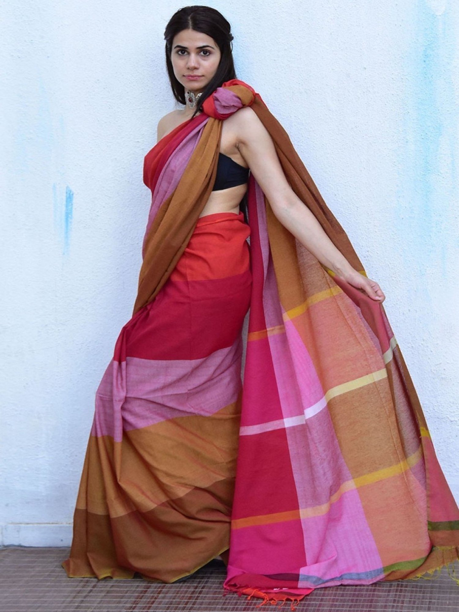 Chidiyaa Leela Dahlia Handwoven Cotton Saree