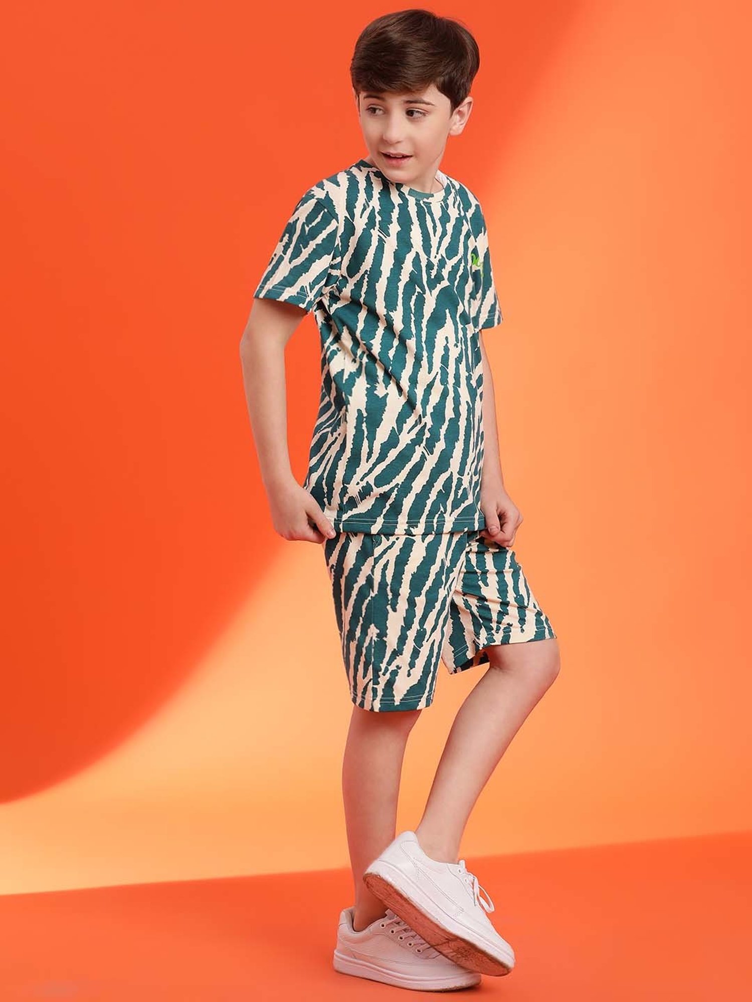 Lil Tomatoes Kids Teal Blue & Cream Printed T-Shirt Set