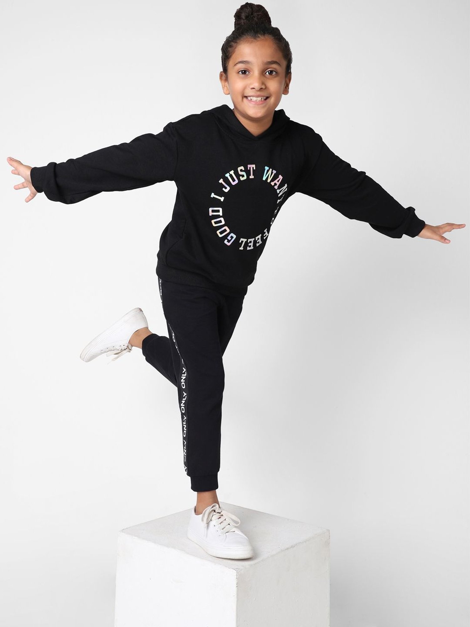 KIDS ONLY Black Printed Full Sleeves Sweatshirt