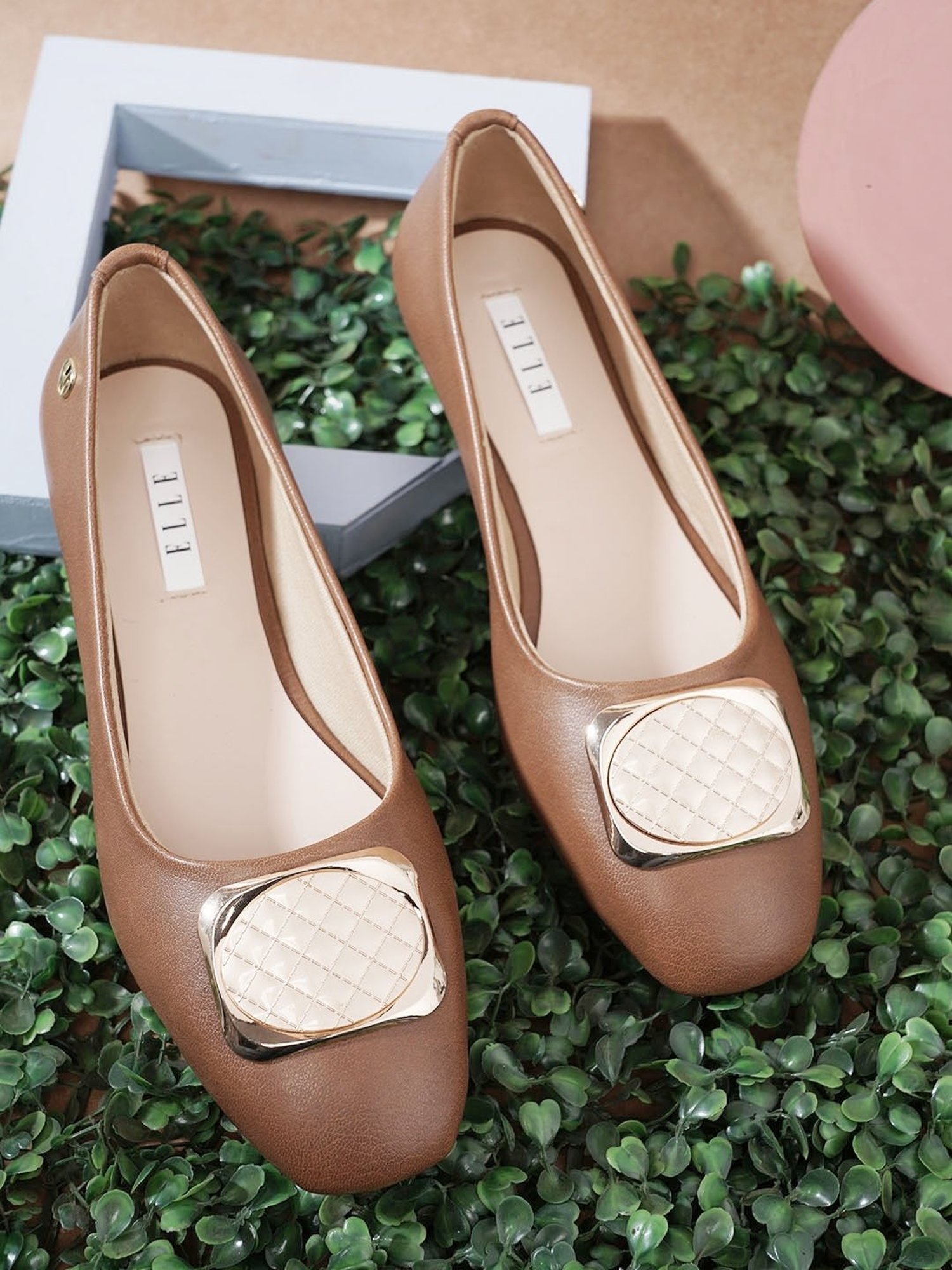 Elle Women's Brown Flat Ballets