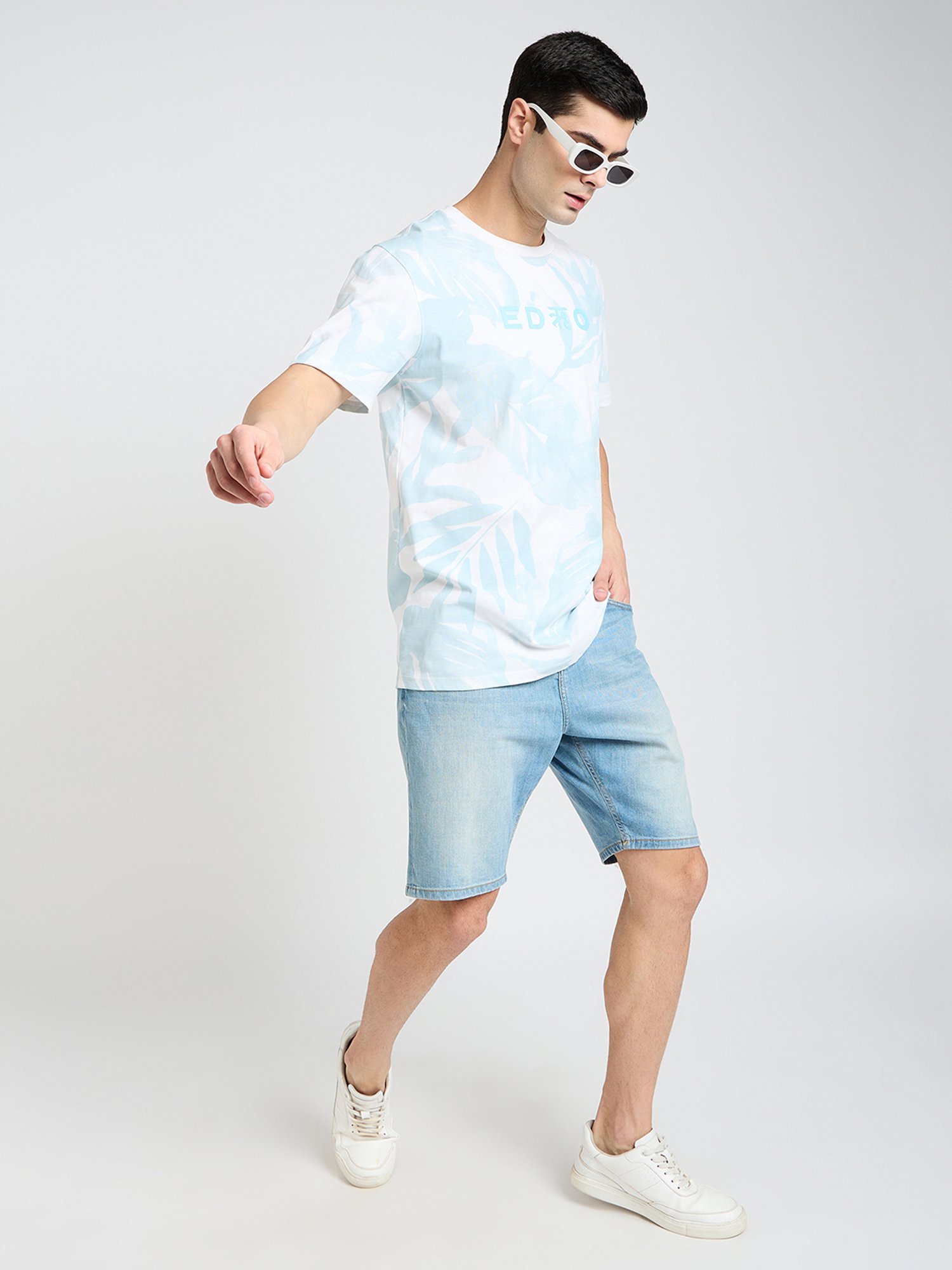 EDRIO Light Blue Regular Fit Printed Crew T-Shirt