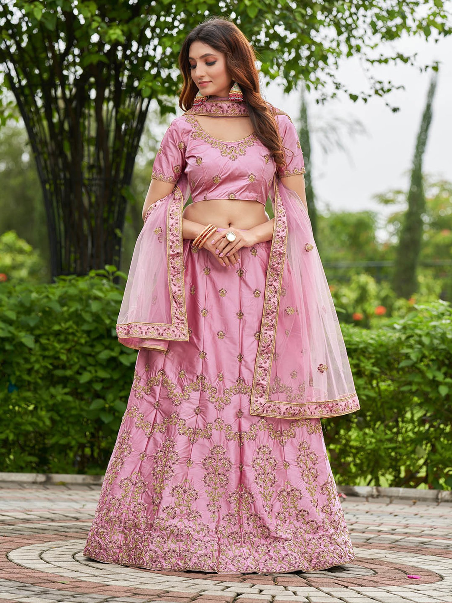 Warthy Ent Pink Embroidered Lehenga Choli Set With Dupatta