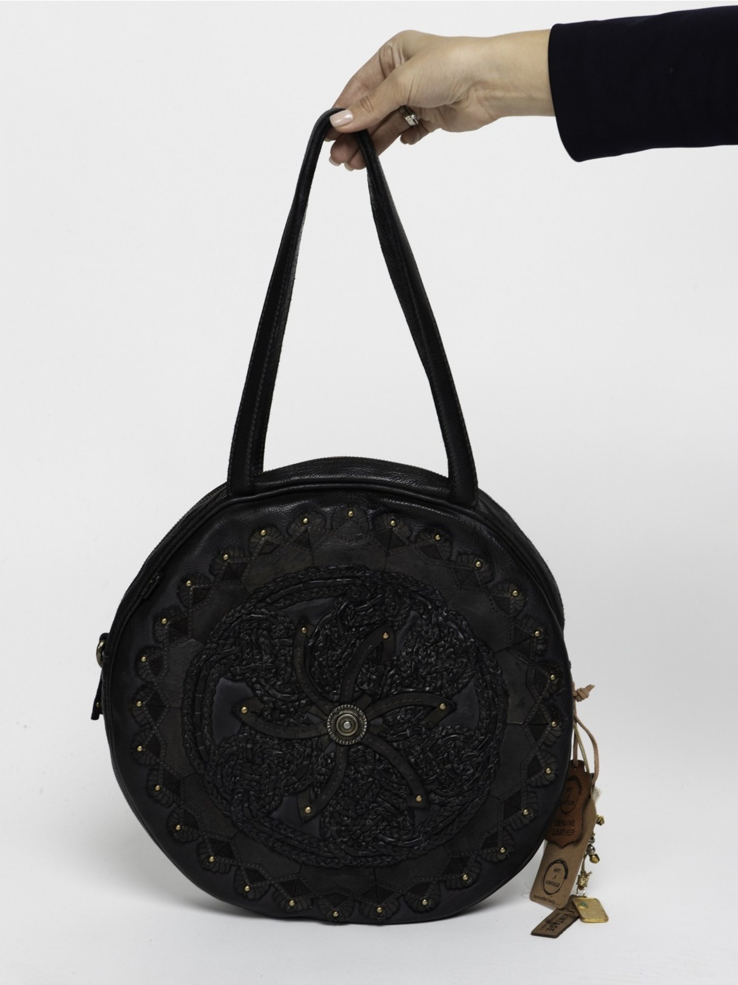 Art N Vintage Parma Black Leather Textured Medium Shoulder Handbag