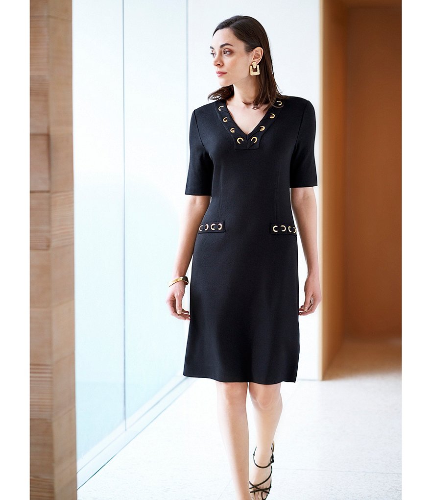 Ming Wang V-Neck Short Sleeve Grommet Lacing Dress
