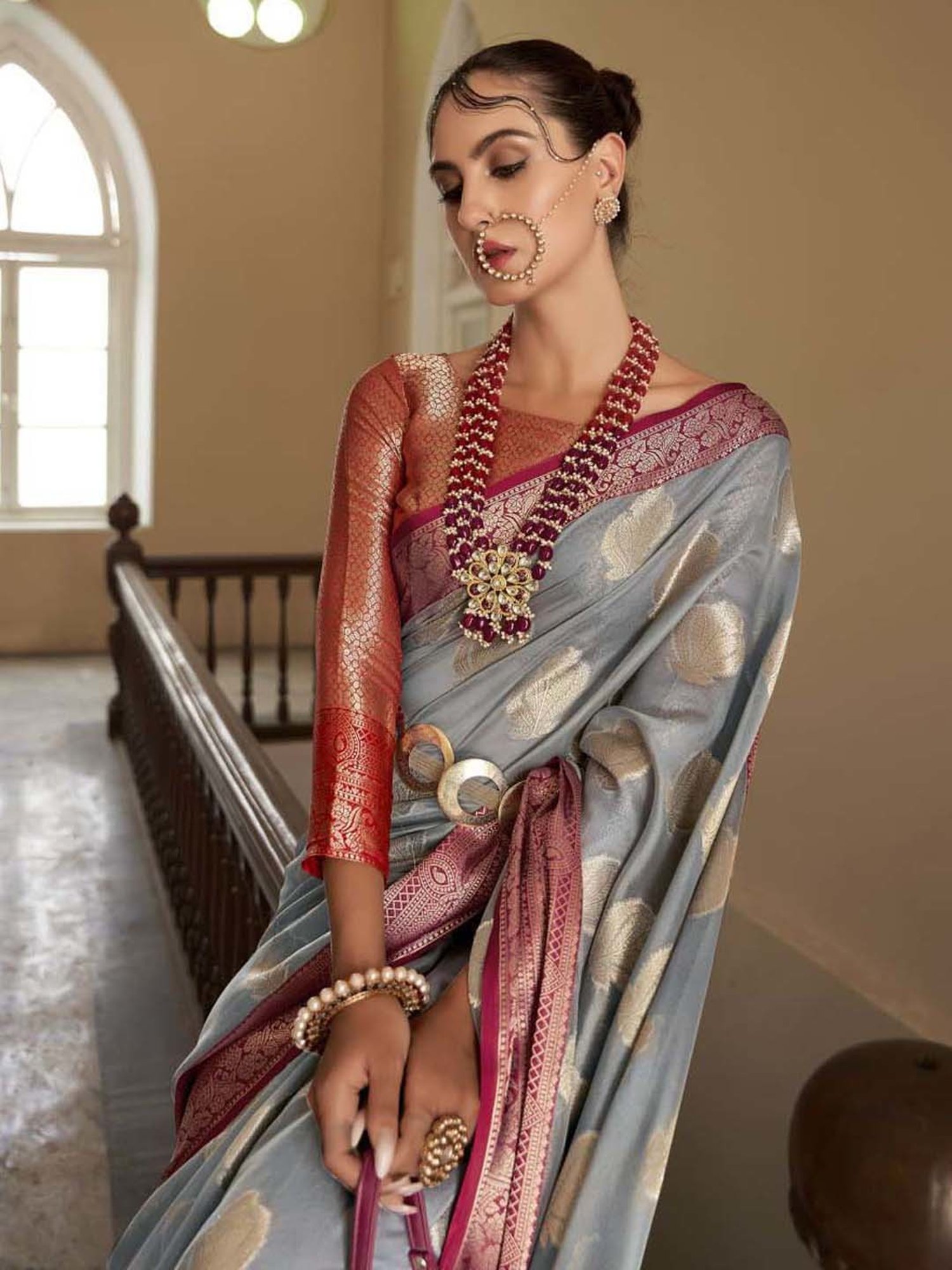 Elora Grey Silk Woven Saree With Unstitched Blouse