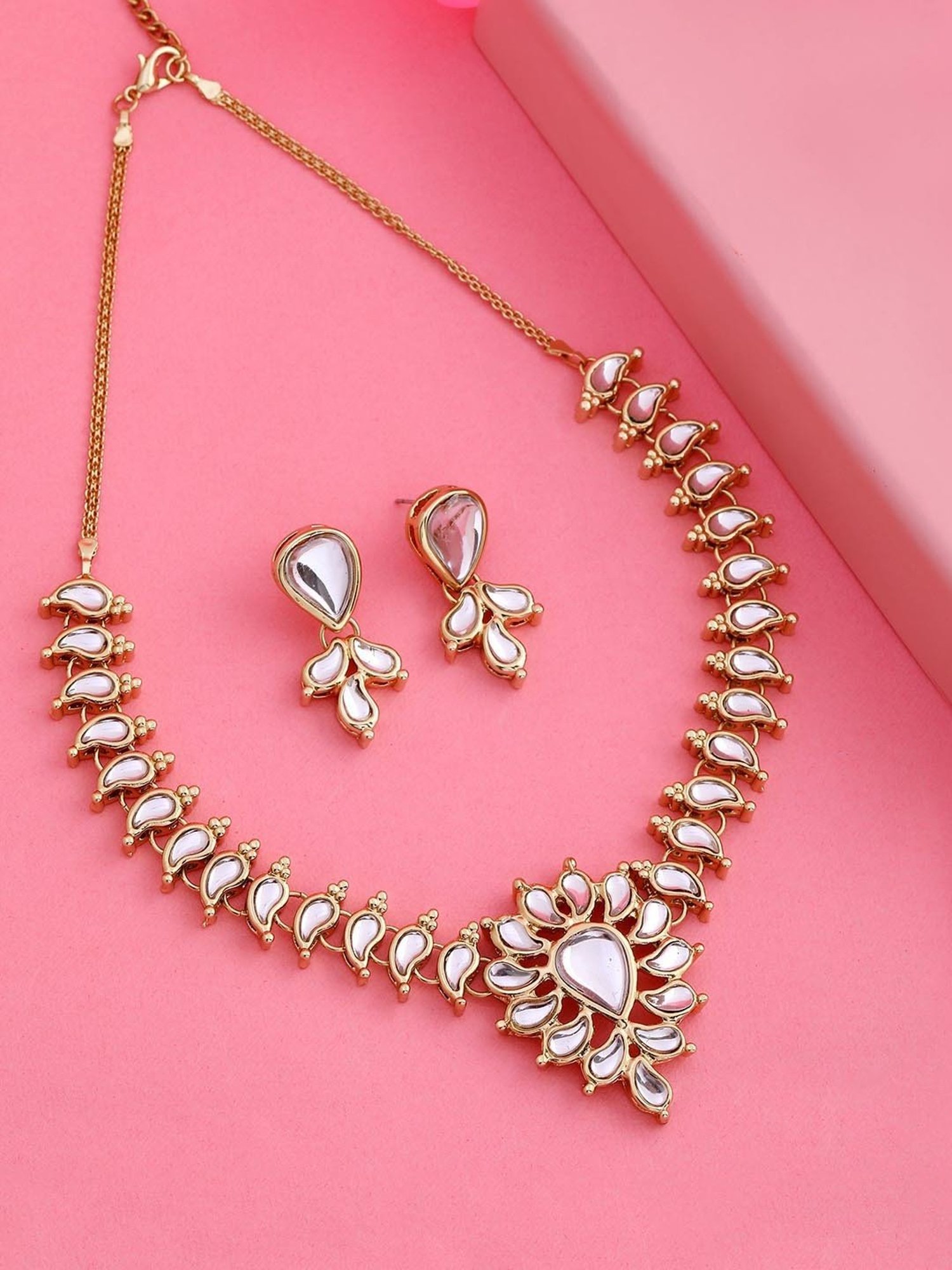 Estele Gold-Plated Innovative Jewellery Set with Kundan for Women