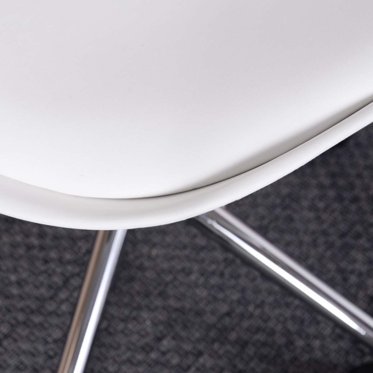 Furniture R White Faux Leather Home Office Desk Chair