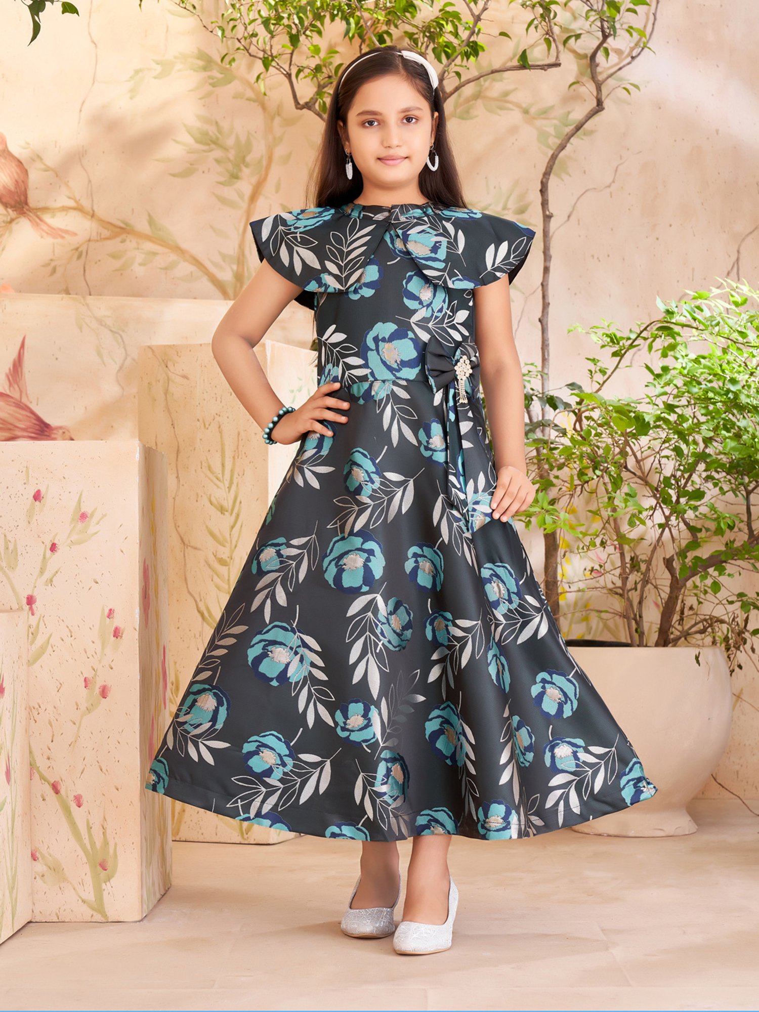 Aarika Girls Black & Blue Floral Print Gown