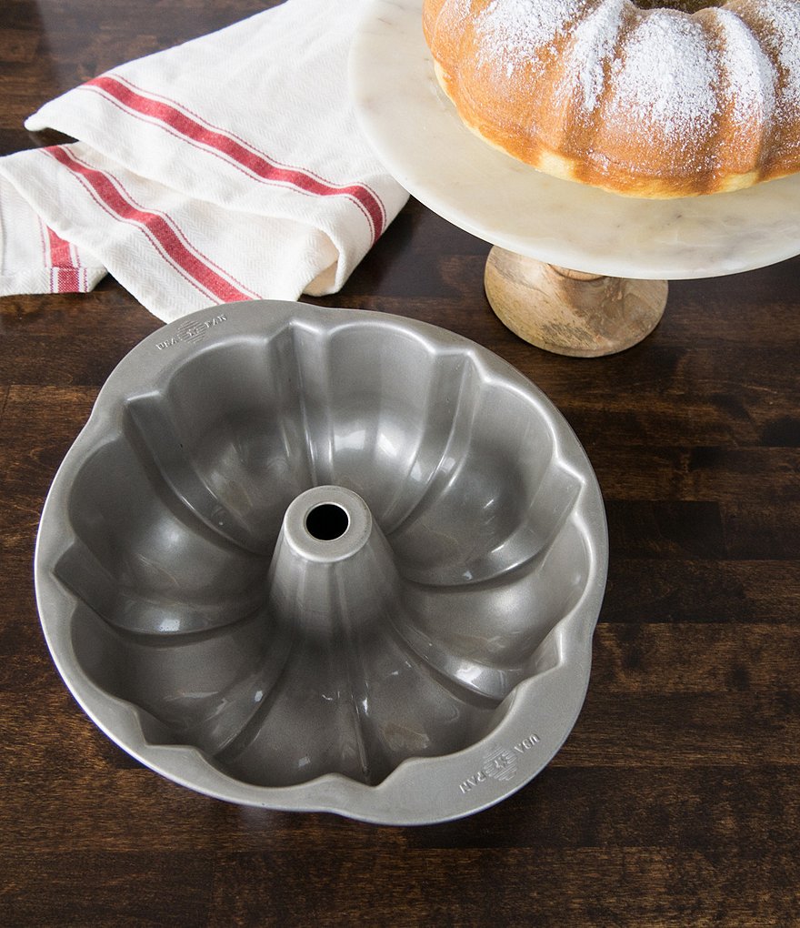 USA Pan Heavy Duty Fluted Tube Cake Pan