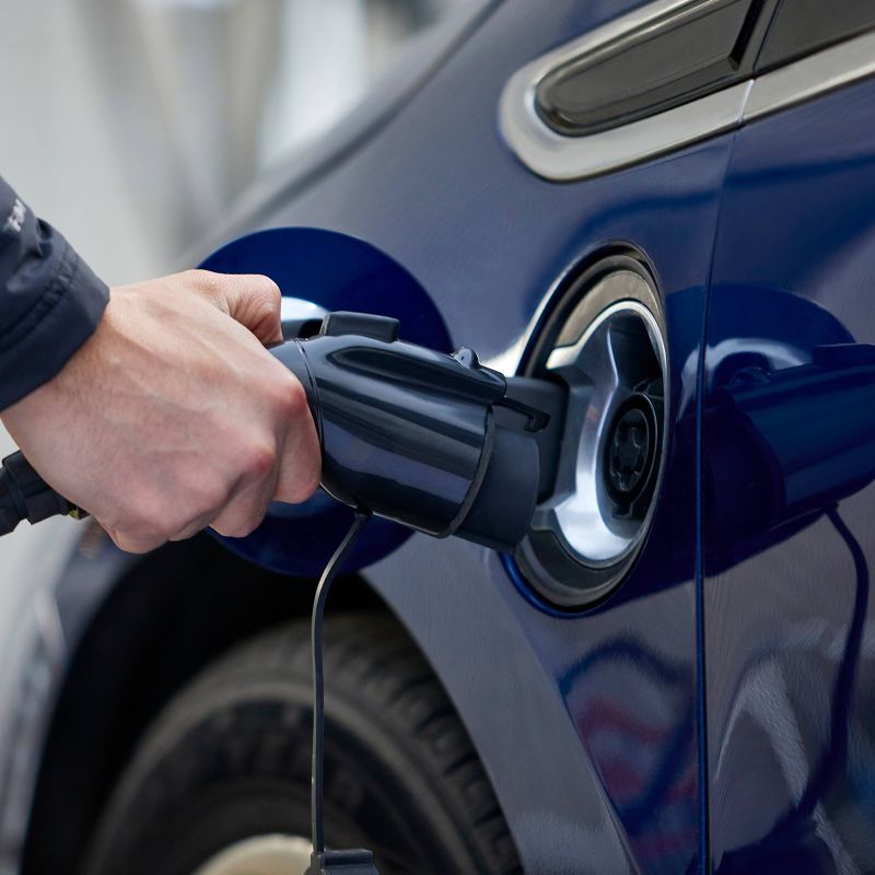 EvoCharge 25' iEVSE Level 2 Electric Vehicle Charging Station