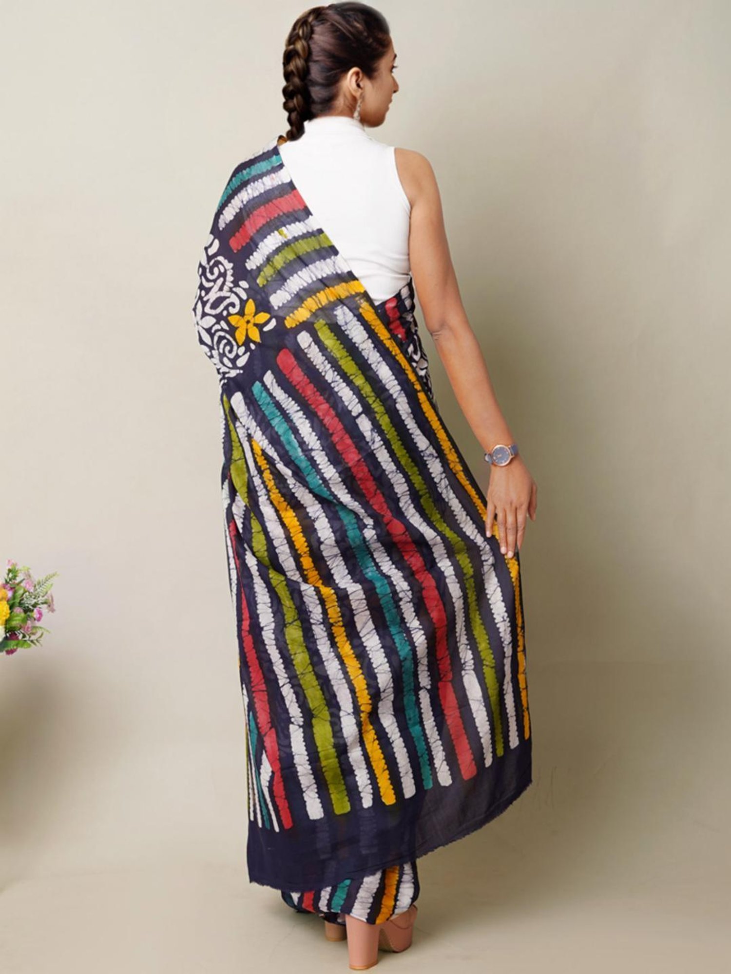 Unnati Silks Navy Cotton Printed Saree With Unstitched Blouse