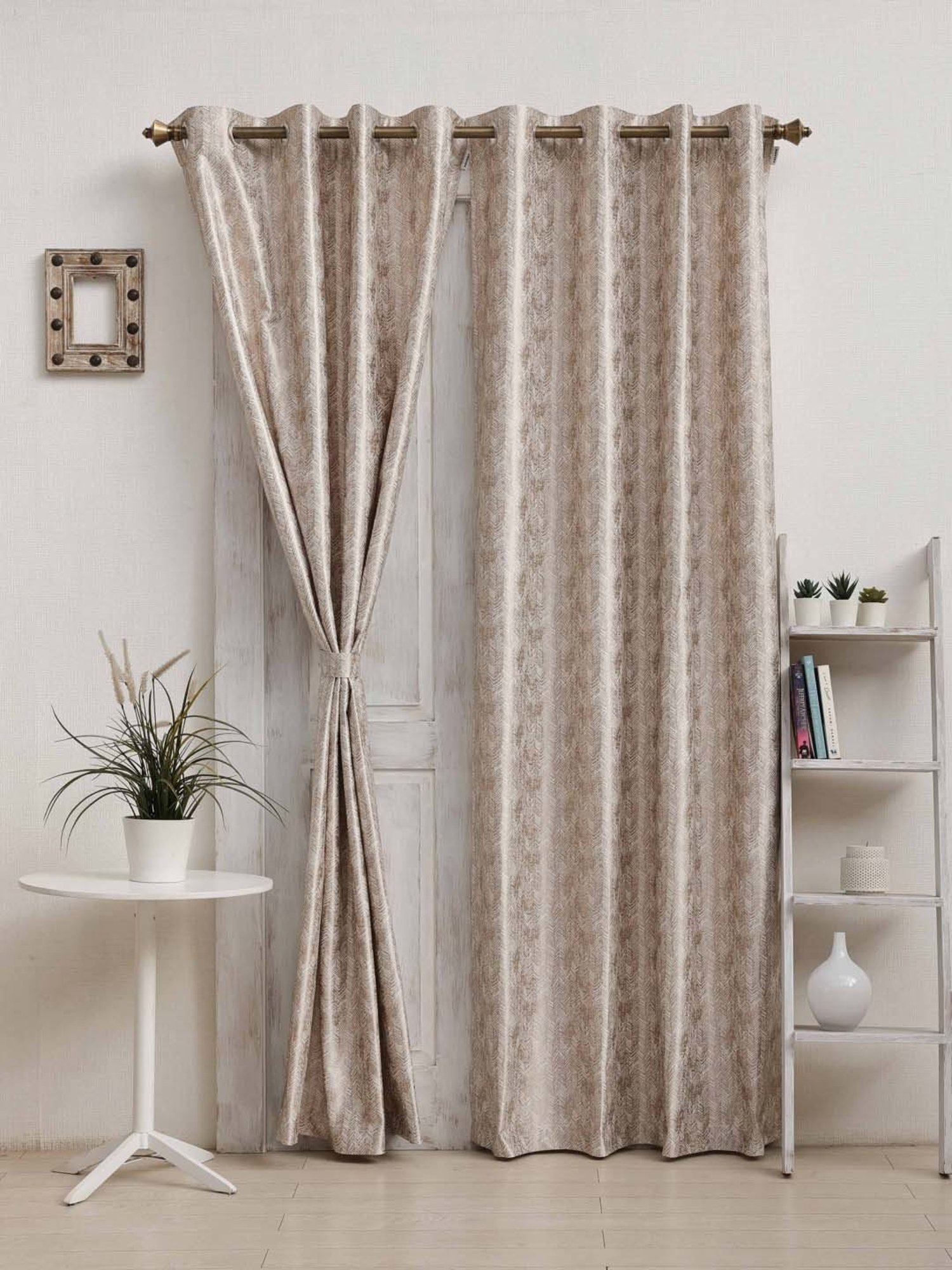 Ariana Wave Beige Polyester 5ft Window Eyelet Curtain