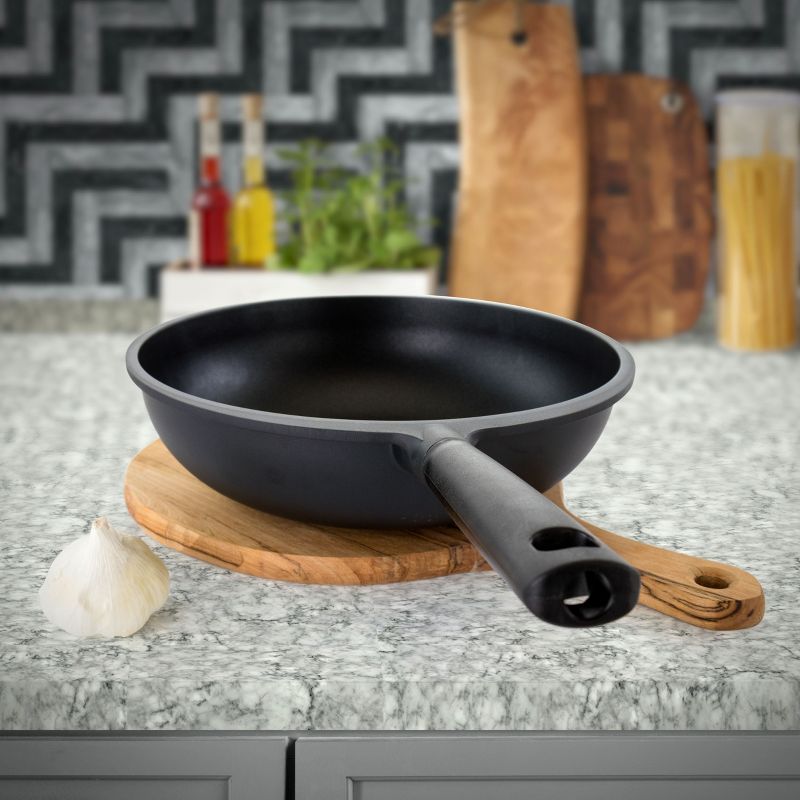 Gibson Home Venus 12 in. Wok in Black