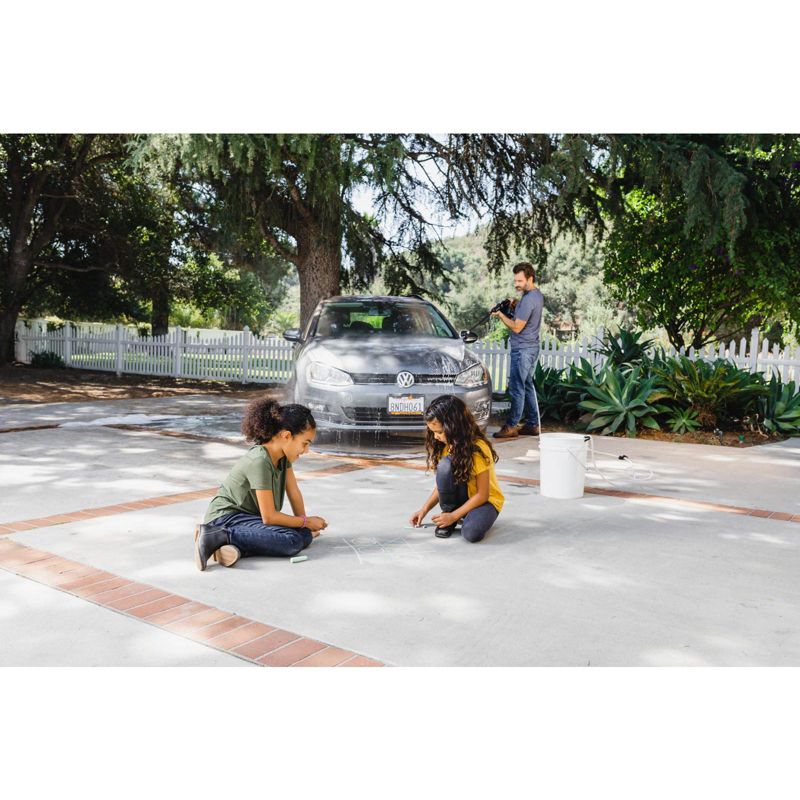 Worx WG644 Cordless HydroShot Portable Power Cleaner Kit, 2x20V Li-ion (2.0Ah) batteries, 2hr.