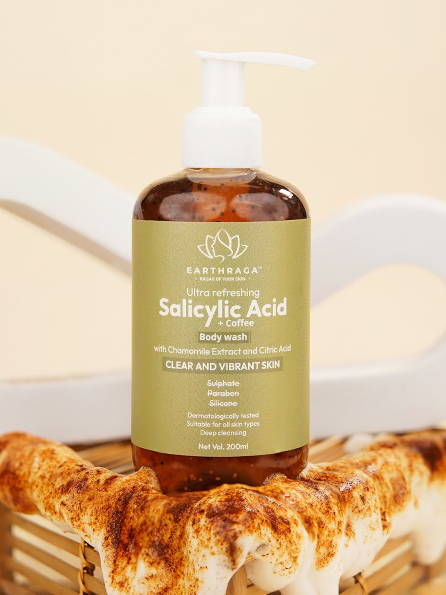 Earthraga Ultra Refreshing Salicylic Acid + Coffee Body Wash - 200 ml