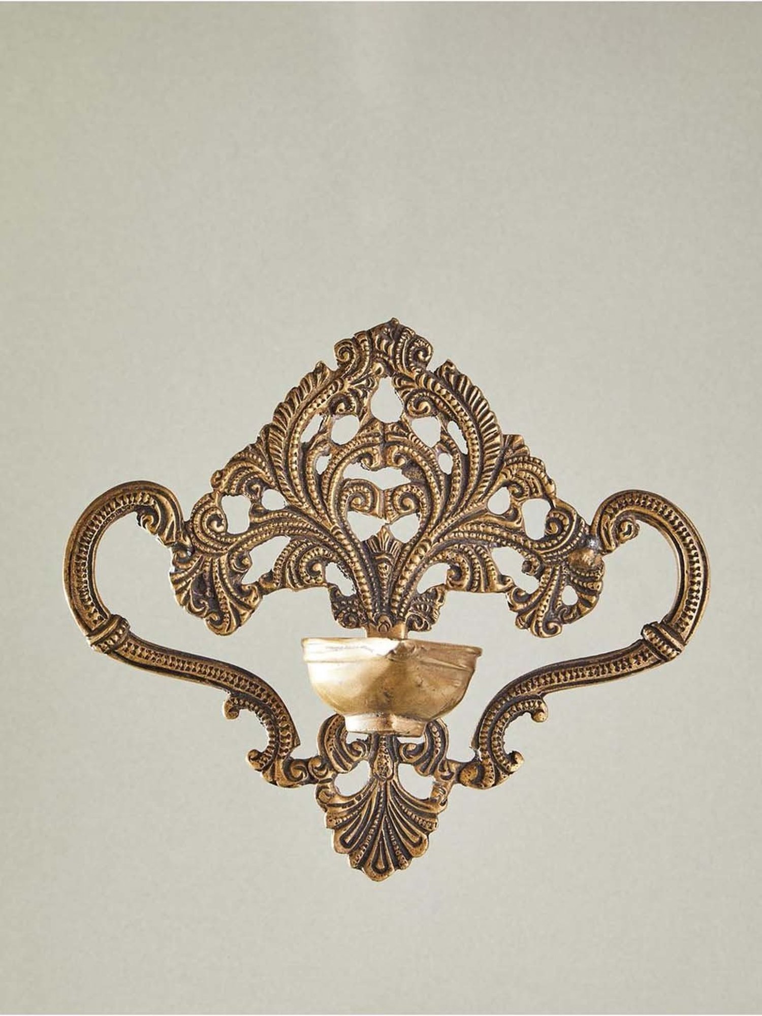 ExclusiveLane Marvels Beige Jute Handwoven Hanging Pendant Lamp