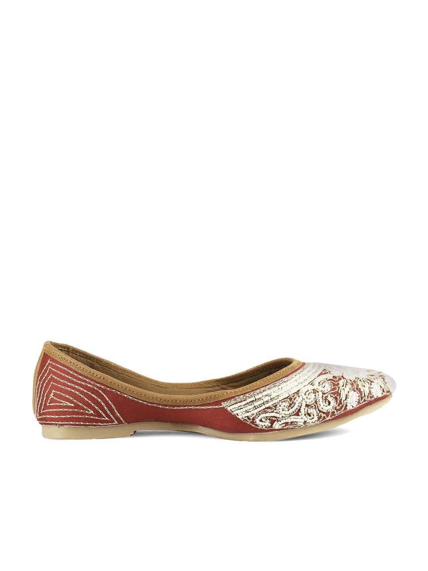 Desi Colour Women's Crimson Ethnic Juttis