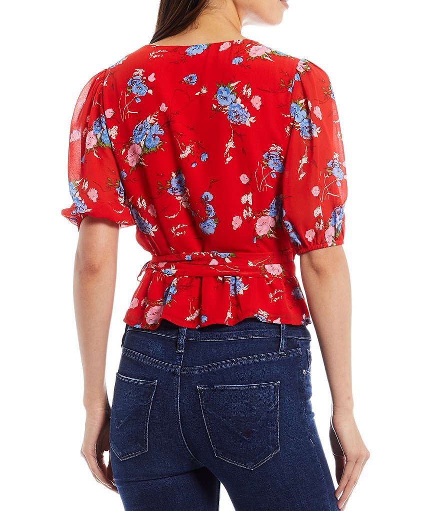 WAYF Floral Print Short Sleeve Wrap Top
