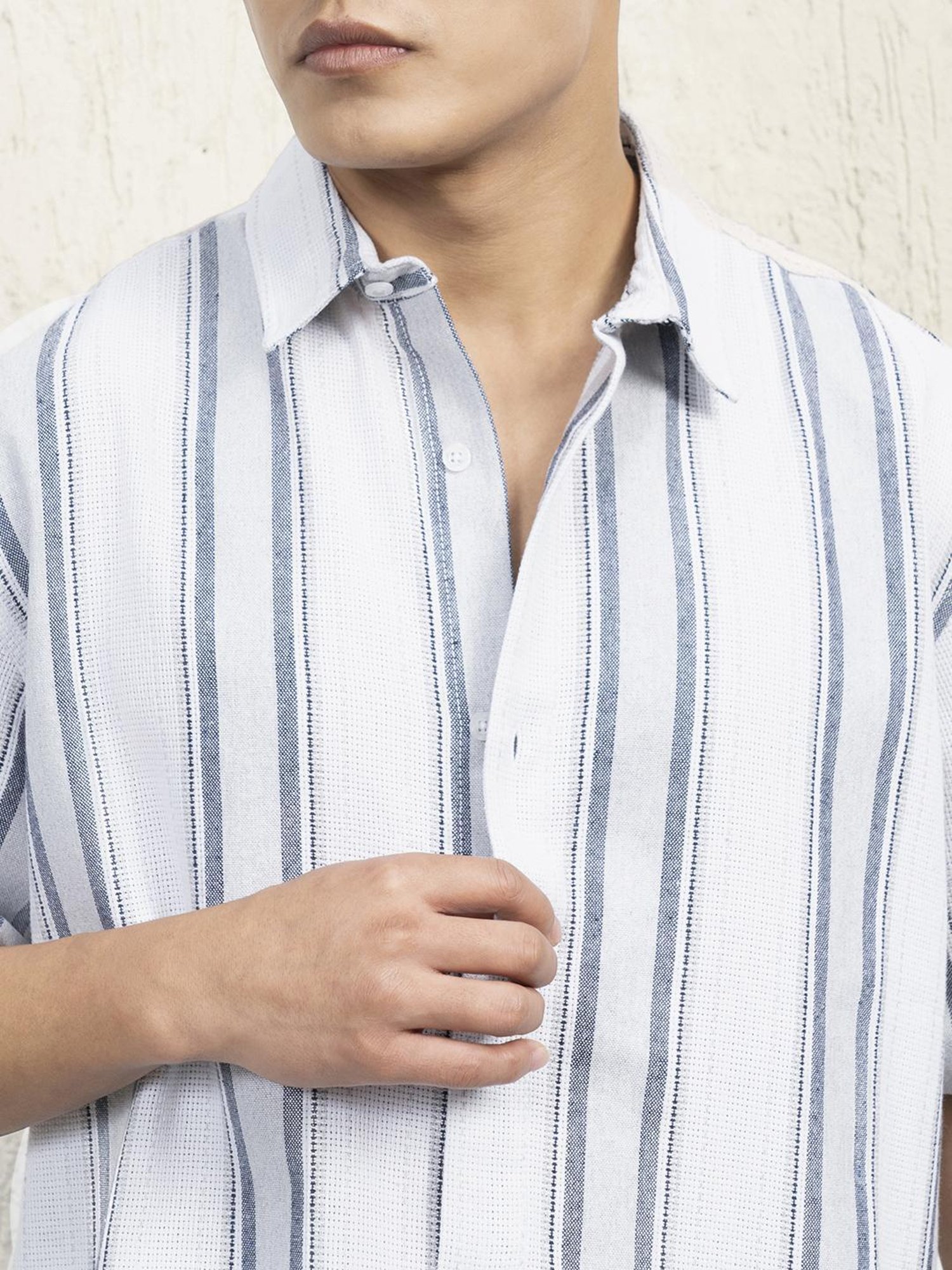 Hubberholme Men Cotton Short Sleeves Oversized Striped Shirt 13