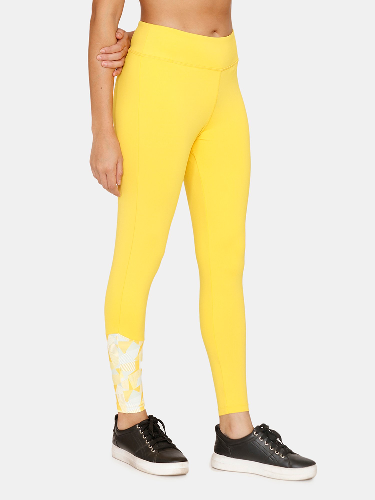 Zelocity by Zivame Yellow Slim Fit Tights