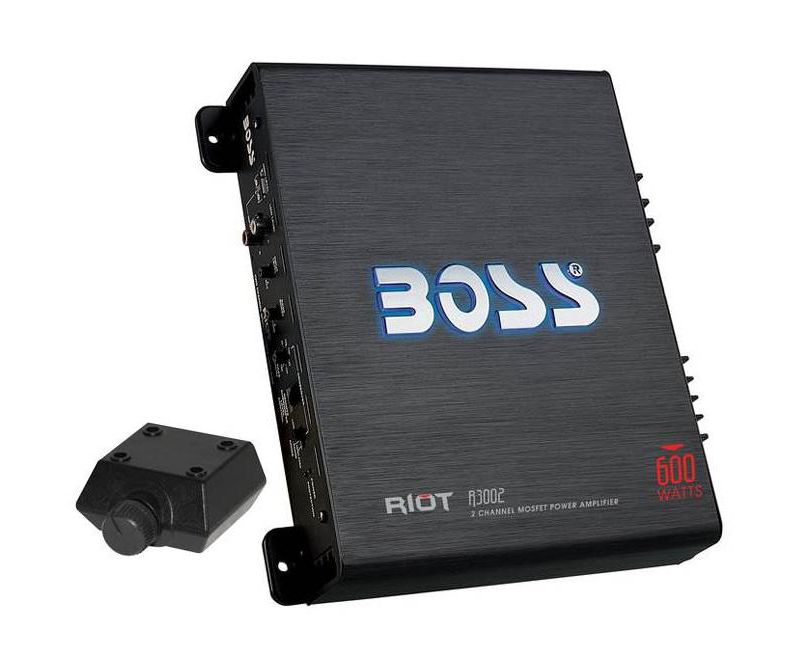 Boss R3002 600W 2-Channel Amplifier + Remote + 2 Farad Car Capacitor + Amp Kit