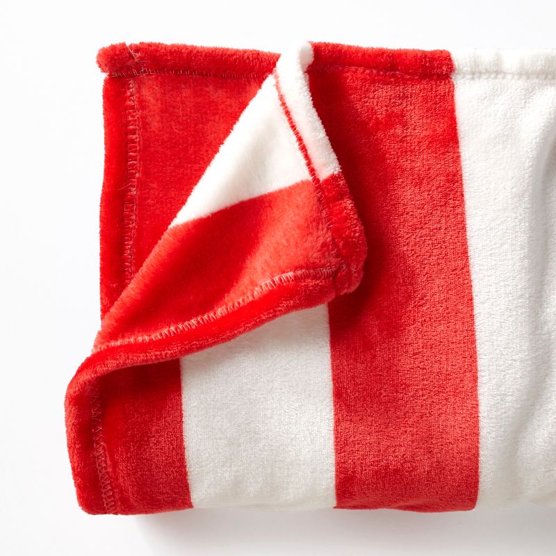 Betsey Signature Throw Blanket Red - Betseyville