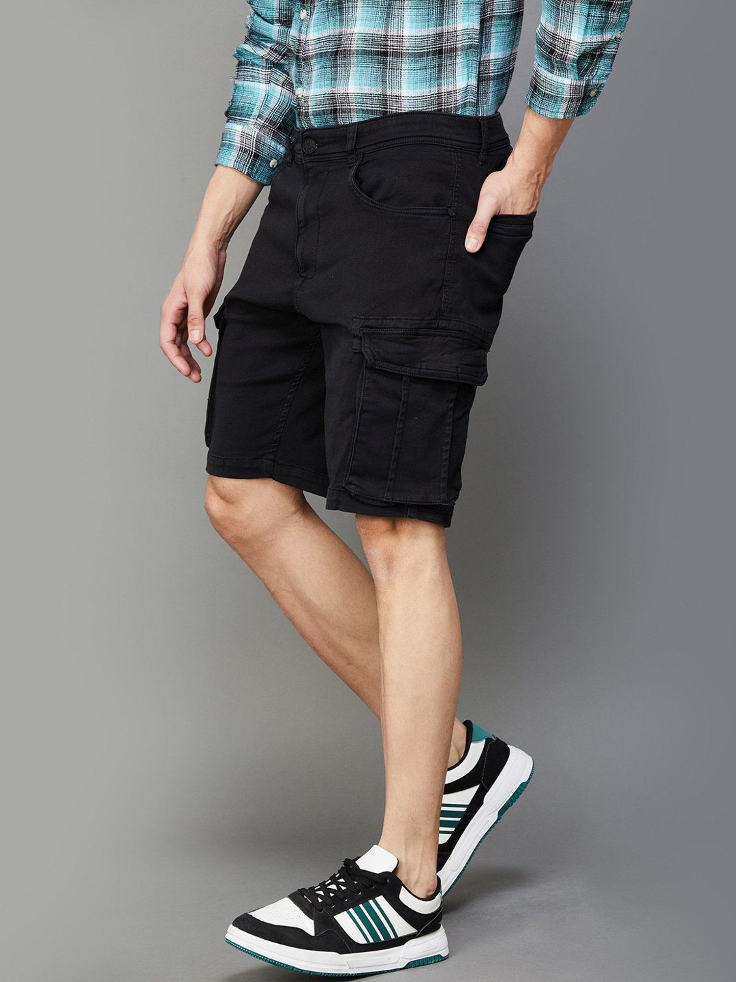 Forca By Lifestyle Black Cotton Regular Fit Cargo Shorts