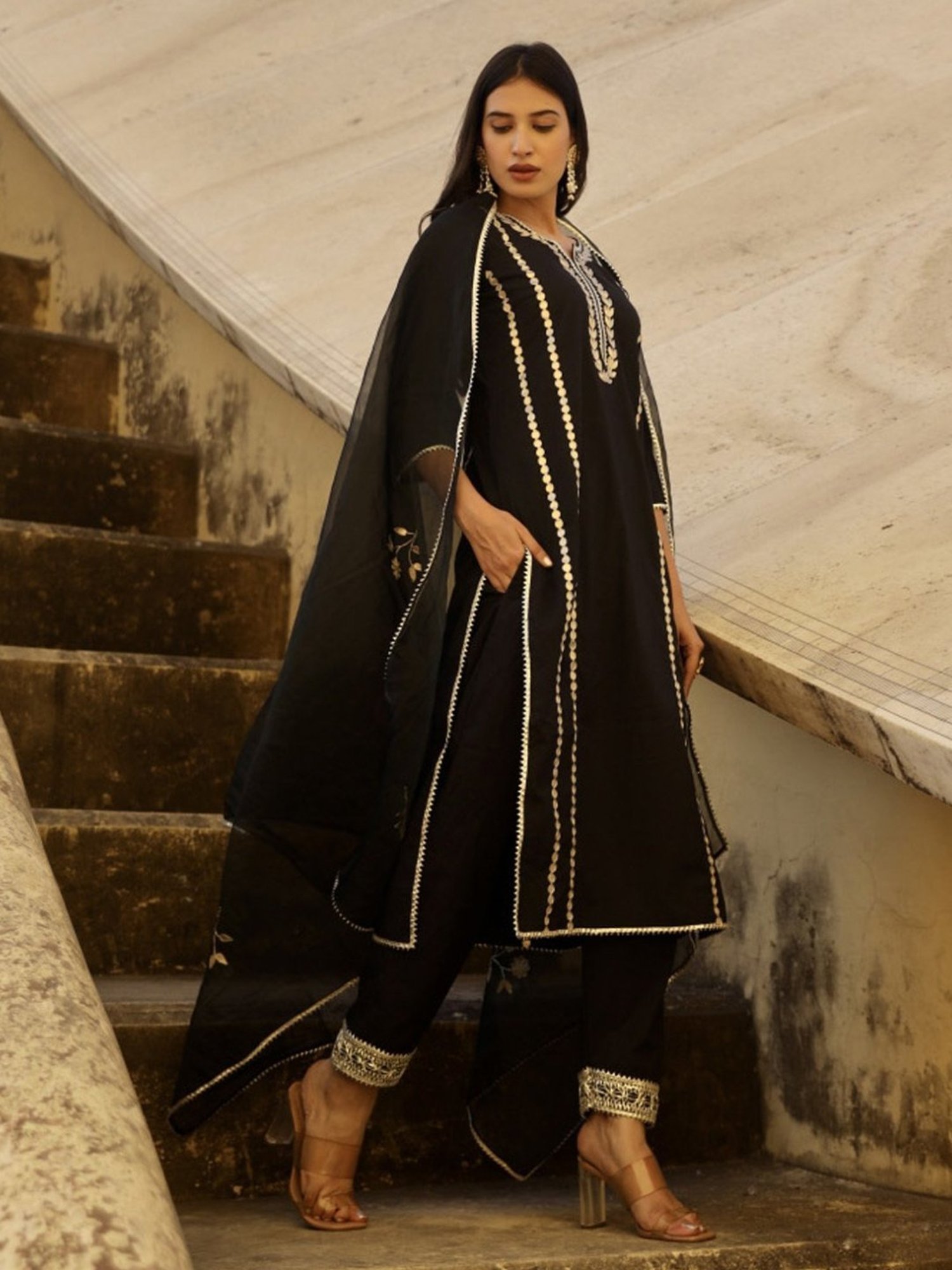 Asrumo Black Gota Patti Cotton Straight Set