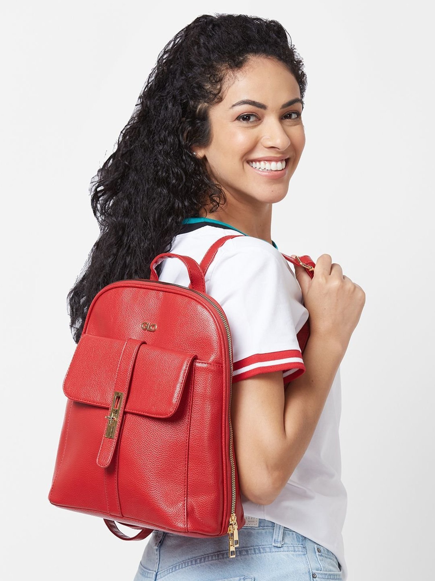 Globus Red Solid Medium Backpack
