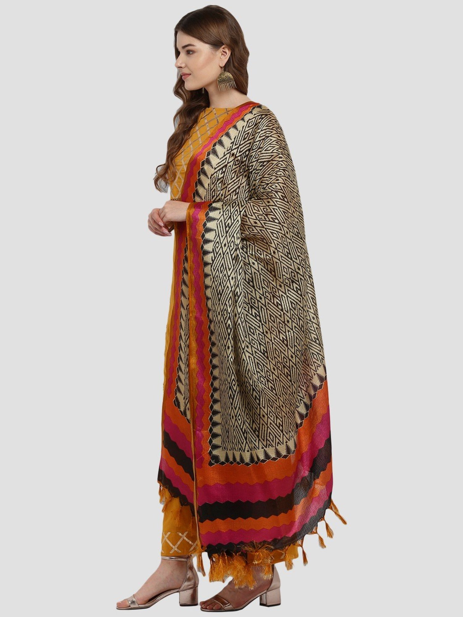 Saree Mall Beige & Pink Printed Dupatta