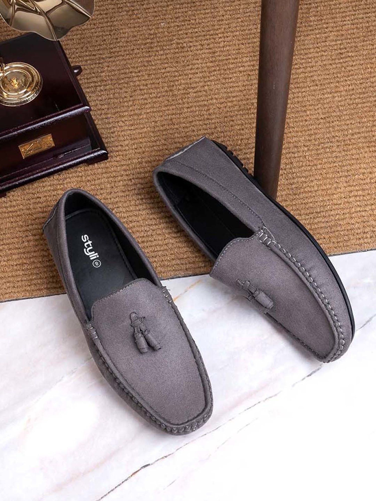 Styli Men's Grey Casual Moccasins