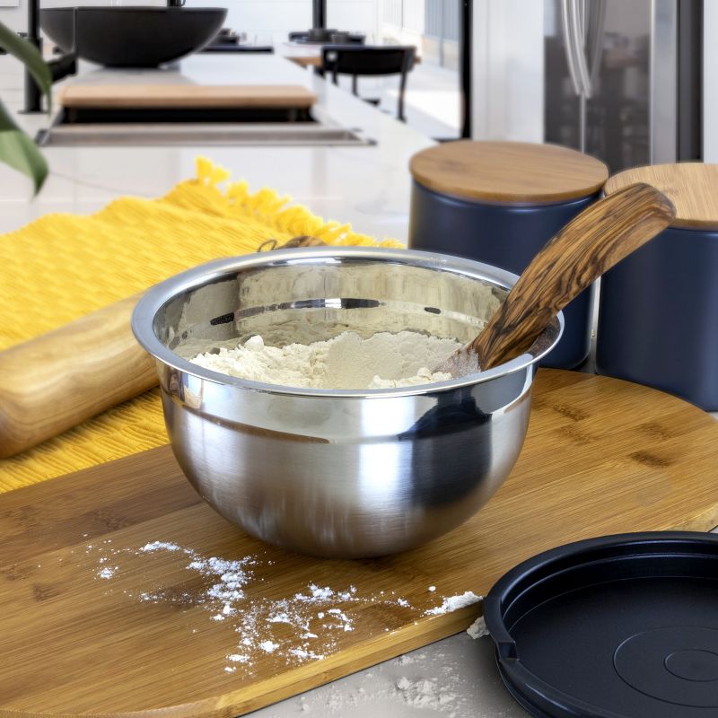 MegaChef 5 Piece Multipurpose Stackable Mixing Bowl Set with Lids