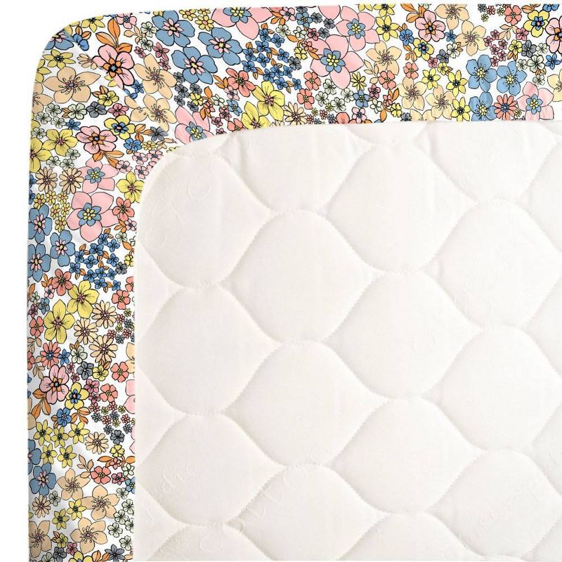 NoJo Retro Floral Mini Crib Sheet