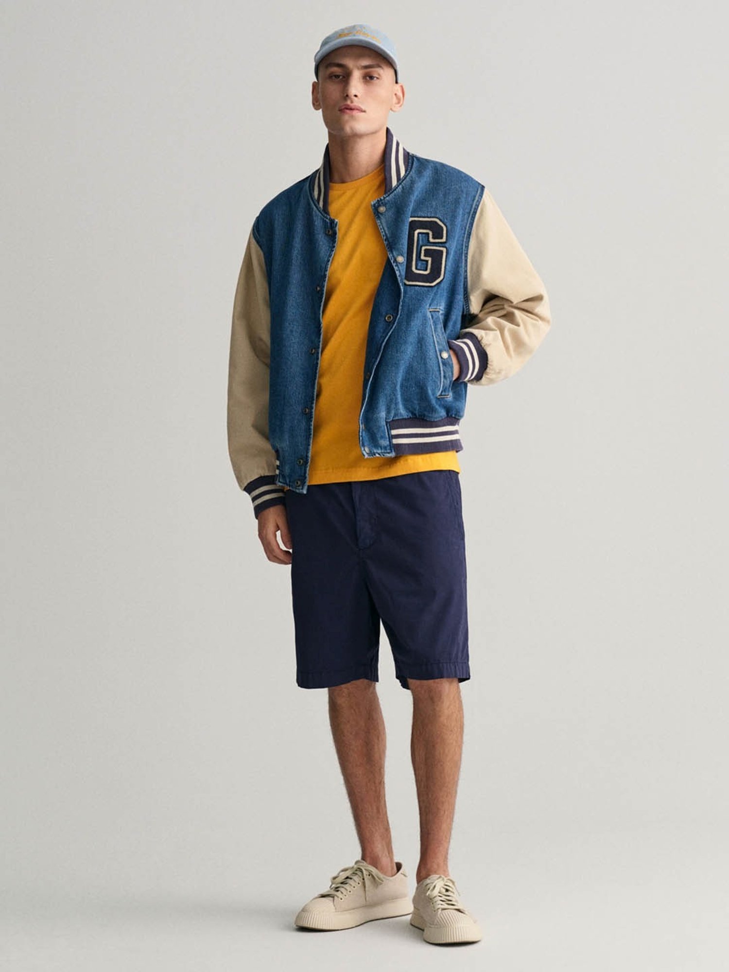 GANT Solid Round Neck Slim Fit T-Shirt