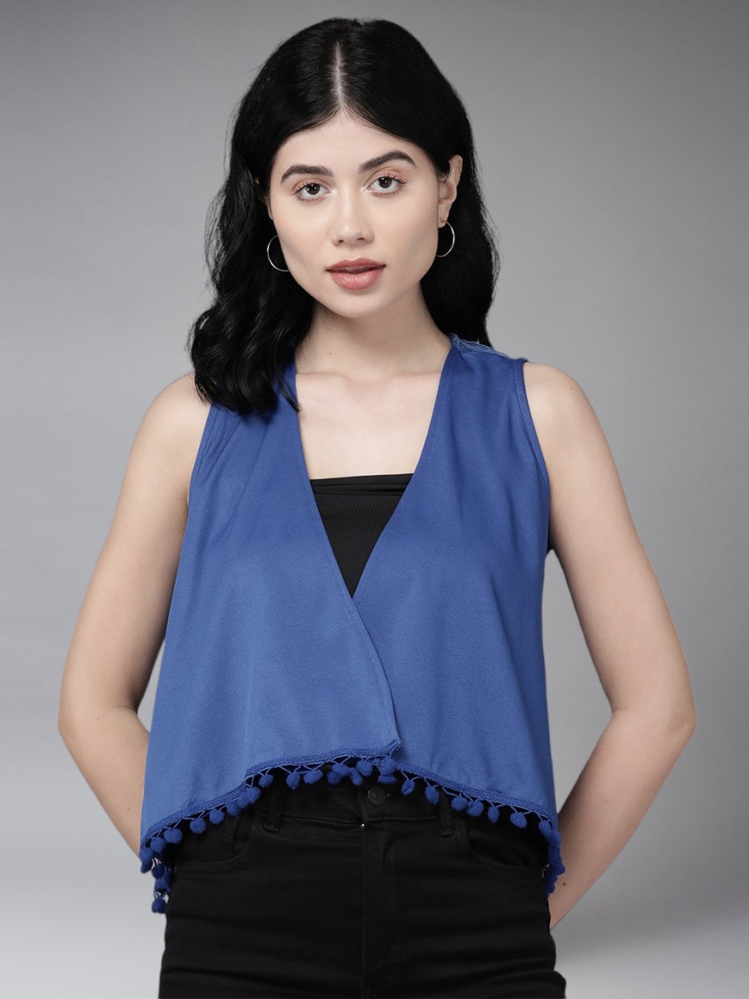 Aarika Blue Plain Shrug
