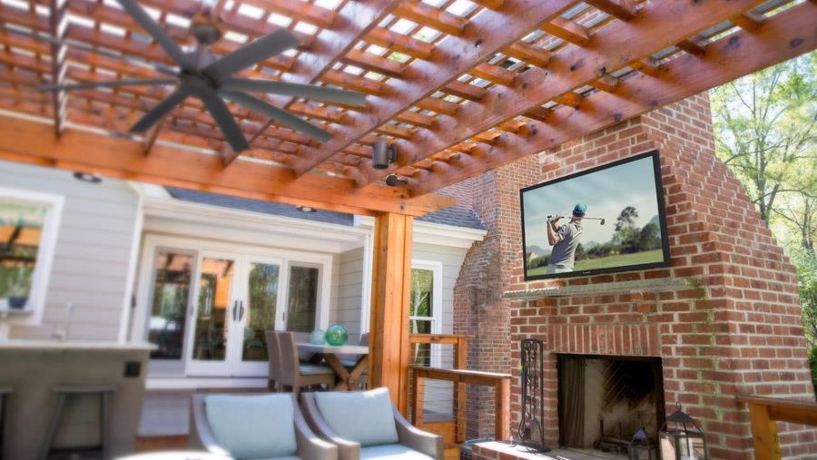 SunBrite 65" Outdoor TV 4K HDR - Signature 2 Series - for Partial Sun SB-S2-65-4K-BL (Black)