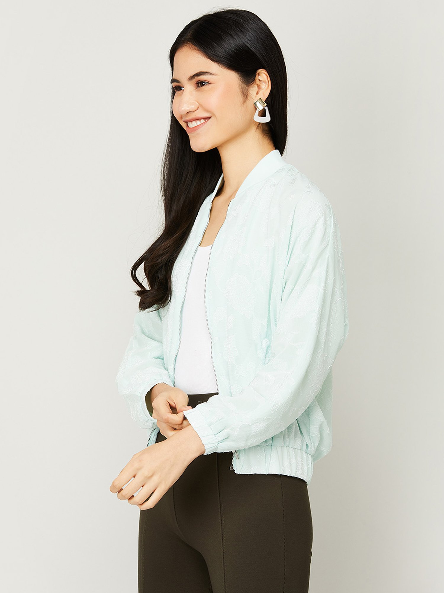 CODE by Lifestyle Mint Green Embroidery Shrug