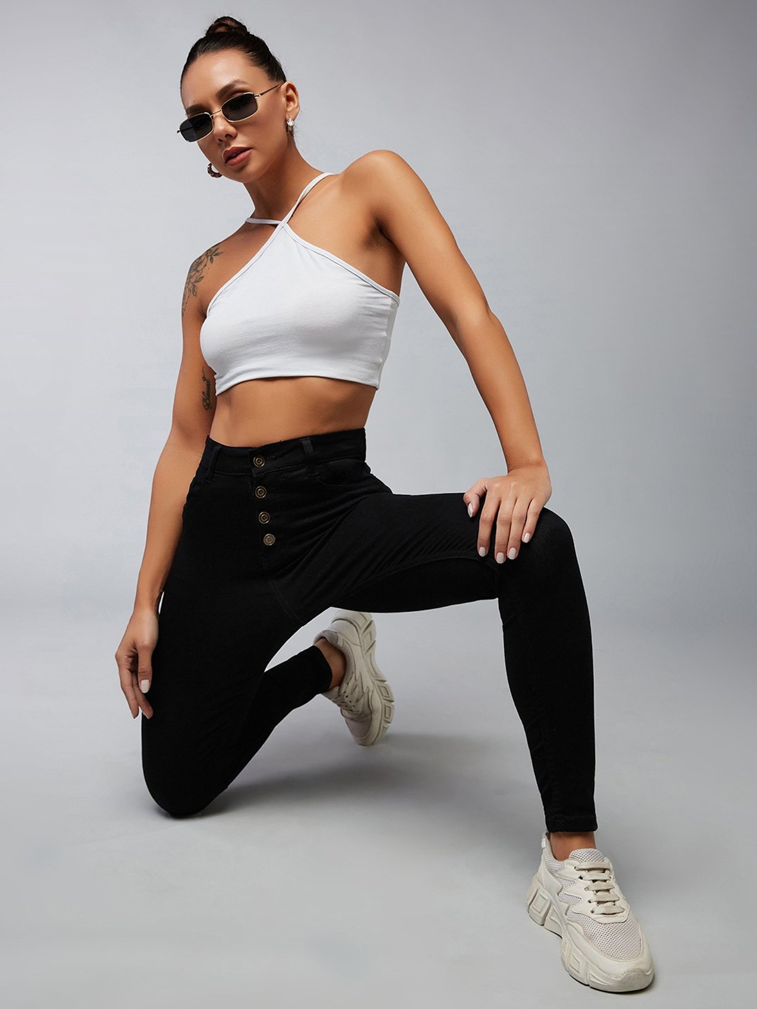 DOLCE CRUDO Black High Rise Stretchable Jeans