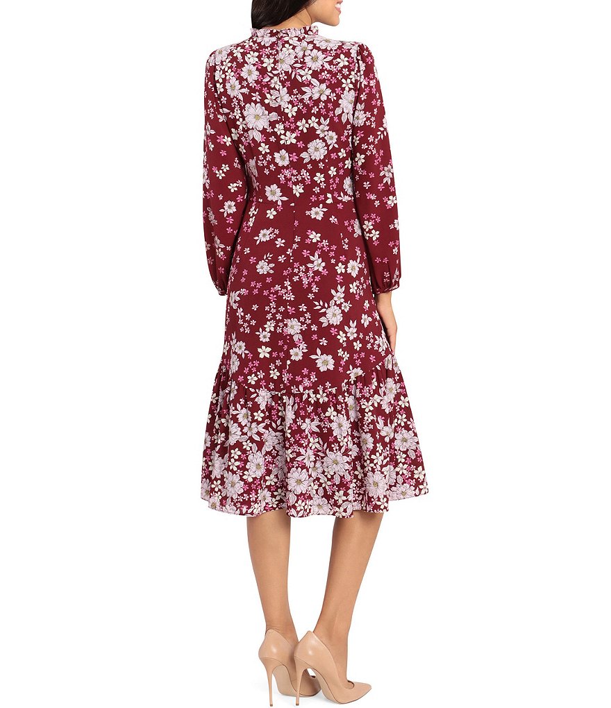 Jkara Petite Size V-Neck 3/4 Sleeve Beaded Bodice Gown