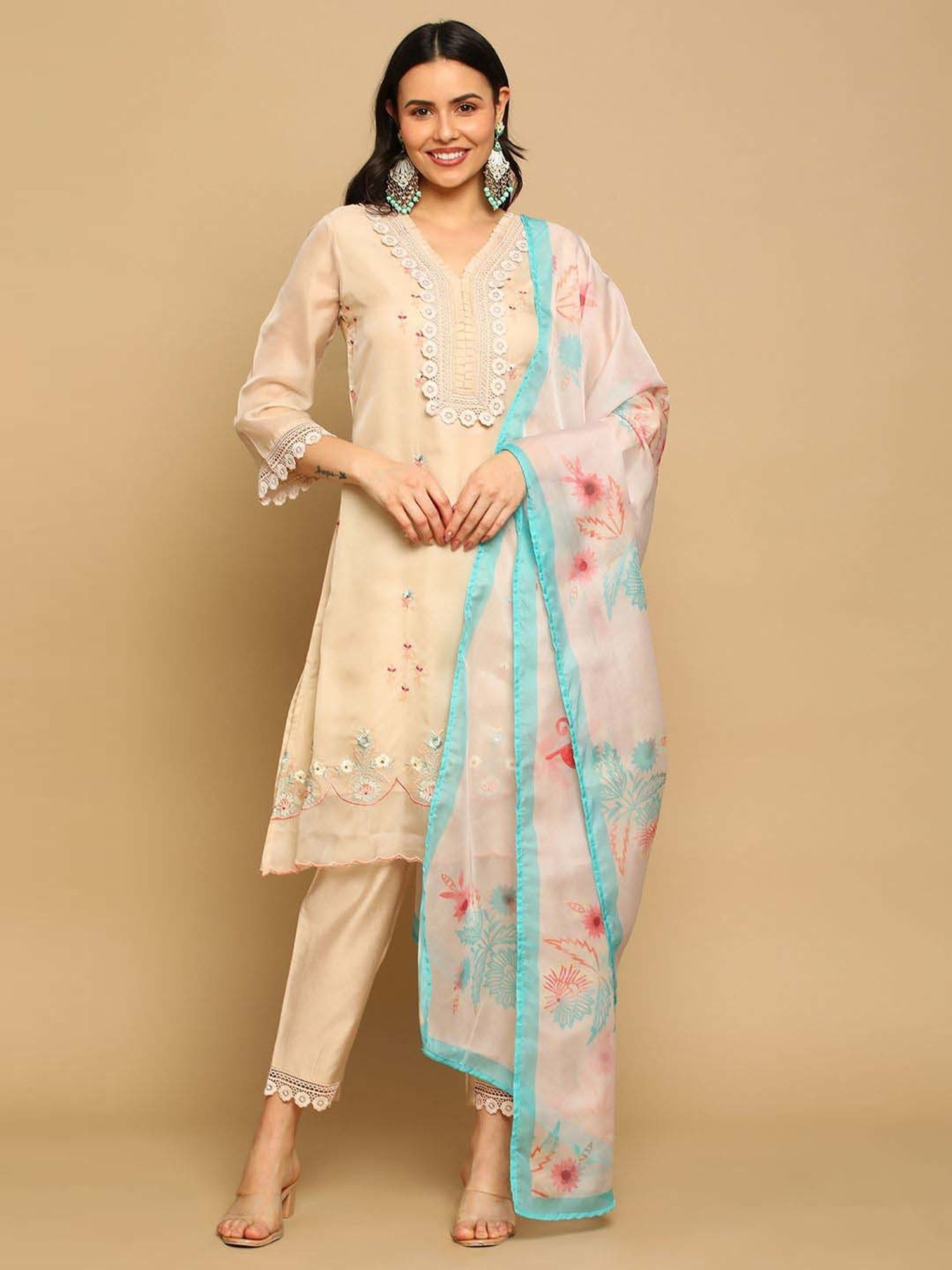 Heeposh Beige Embroidered Kurta Pant Set With Dupatta